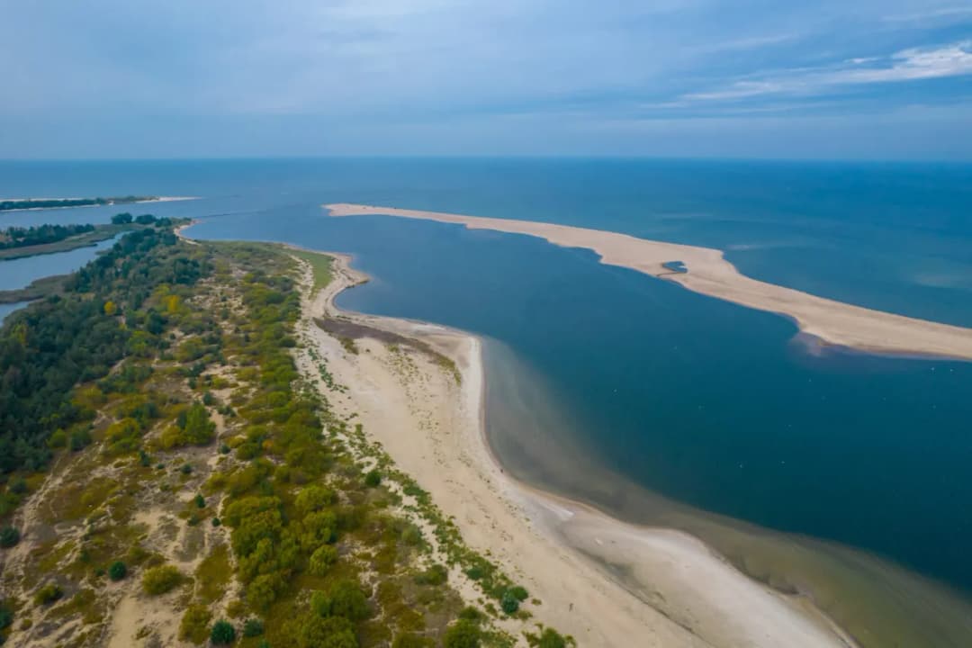 Gdzie nad Bałtyk? Odkryj najpiękniejsze miejsca na wypoczynek