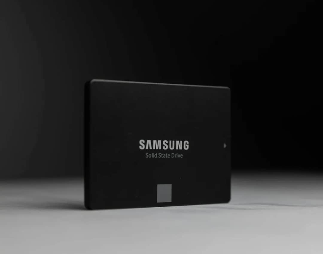 Jak dysk SSD wpływa na pracę całego komputera? Wyjaśniamy